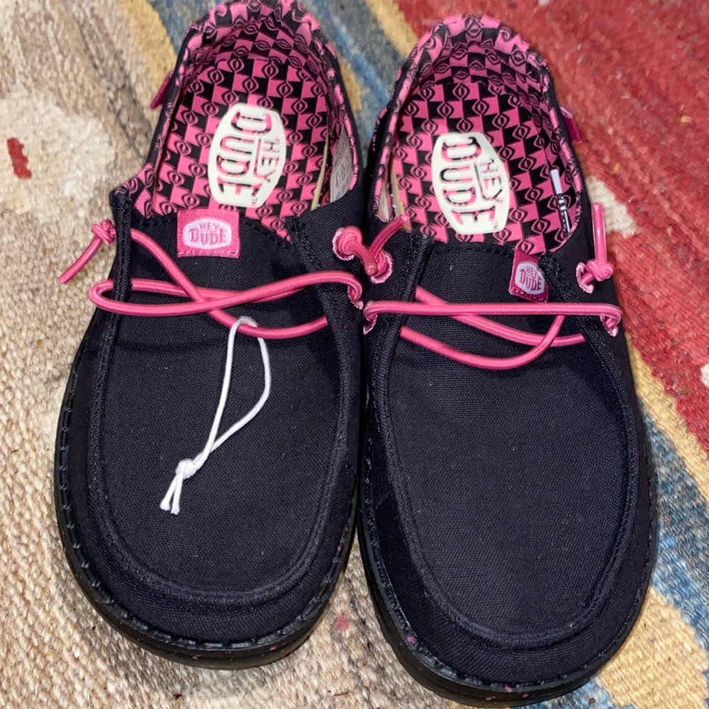 Hey Dude Wendy youth batik geo  Black and Pink Casual Shoes NEW - Picture 4 of 7